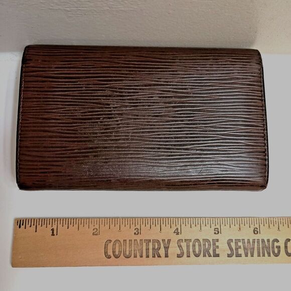 Louis Vuitton Epi Tressor Wallet Brown Leather Authentic Approx 6 x 4 Inches - Picture 10 of 15